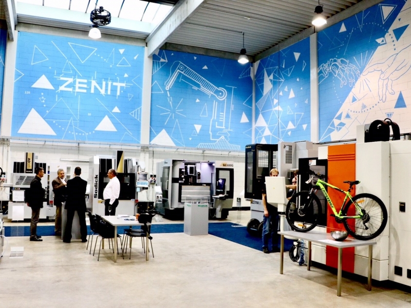 Showroom CNC obráběcích strojů v Brně